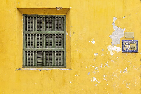 green wooden window, building, colonial, shutters, architecture HD wallpaper