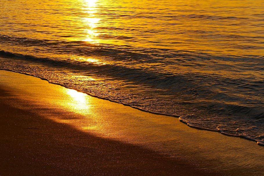 photo of sea waves during golden hour, sunset, beach, ocean HD wallpaper