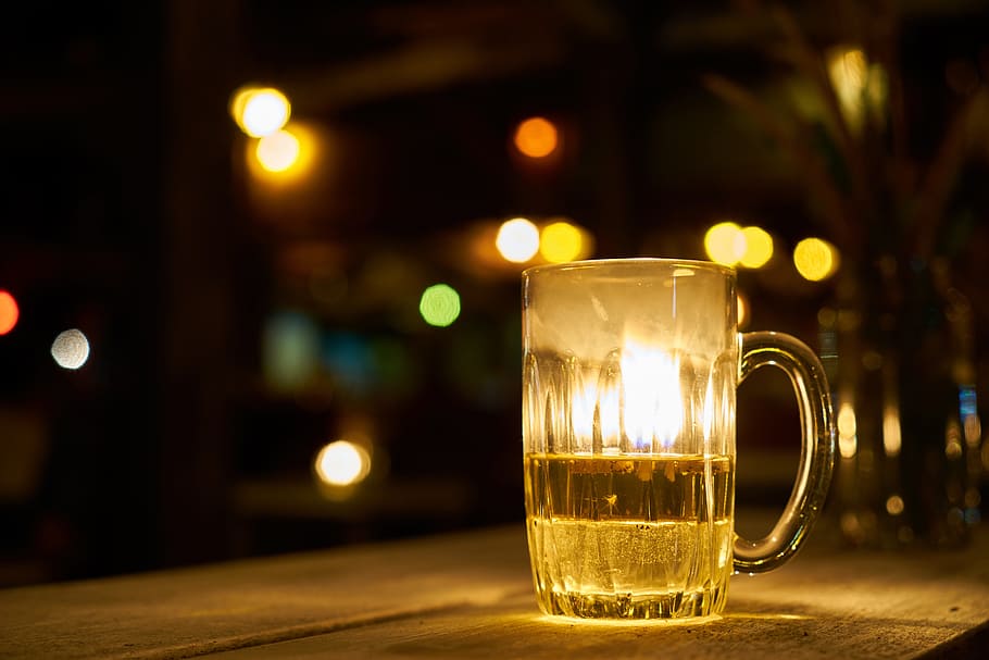 clear glass mug, beer, entertainment, kitchen, yellow, food HD wallpaper