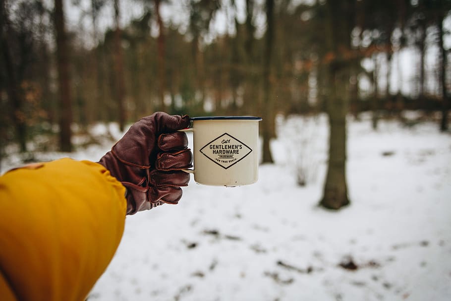 person holding camping mug, white steel cup, coffee, hand, bokeh HD wallpaper