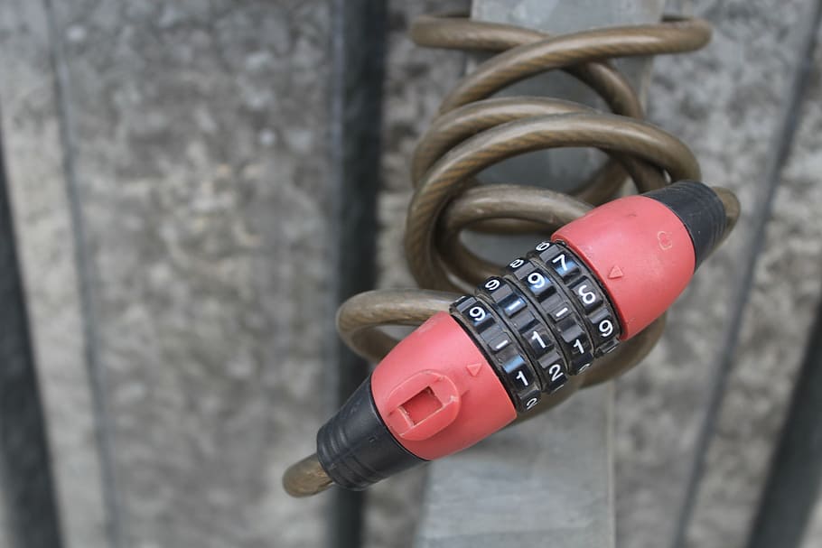 castle, combination lock, capping, locks to, lockable, padlock HD wallpaper