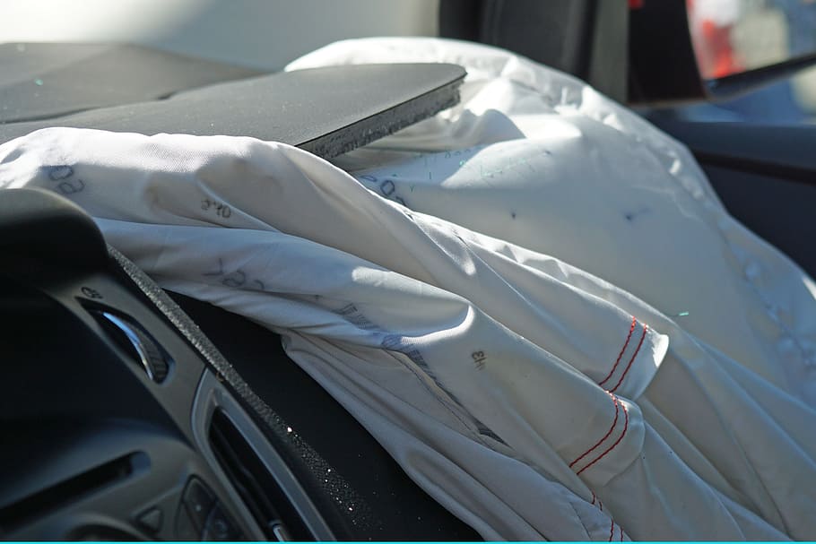 white fabric textile inside vehicle, crash test, collision, 60 km h