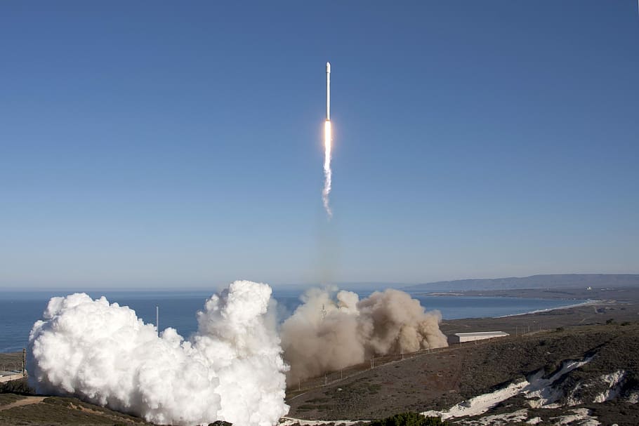 gray rocket during daytime, Rocket Launch, Spacex, Lift-Off HD wallpaper