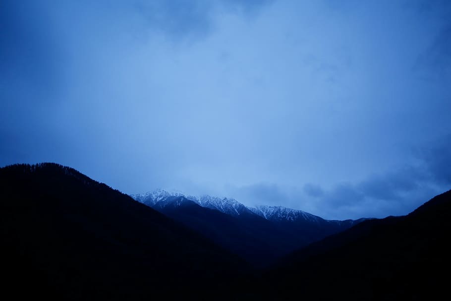 silhouette photography of mountain, black, cloudy, sky, dark HD wallpaper