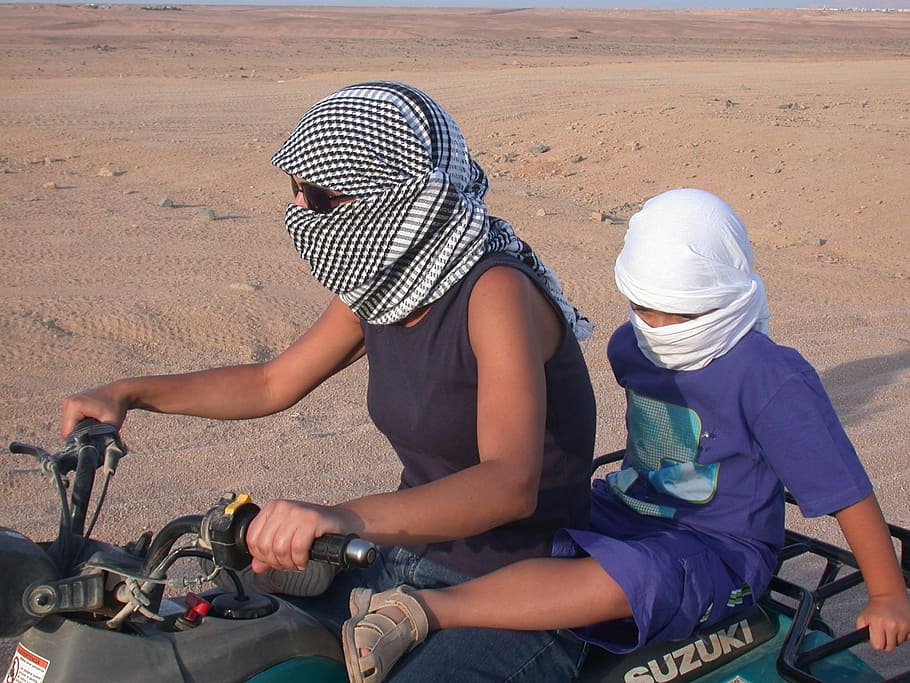 motorcycle, desert, ride, desolate, mother, child, people, outdoors HD wallpaper