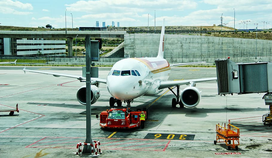 photo of Air Bus landing, plane, city, airplane, airport, transportation HD wallpaper