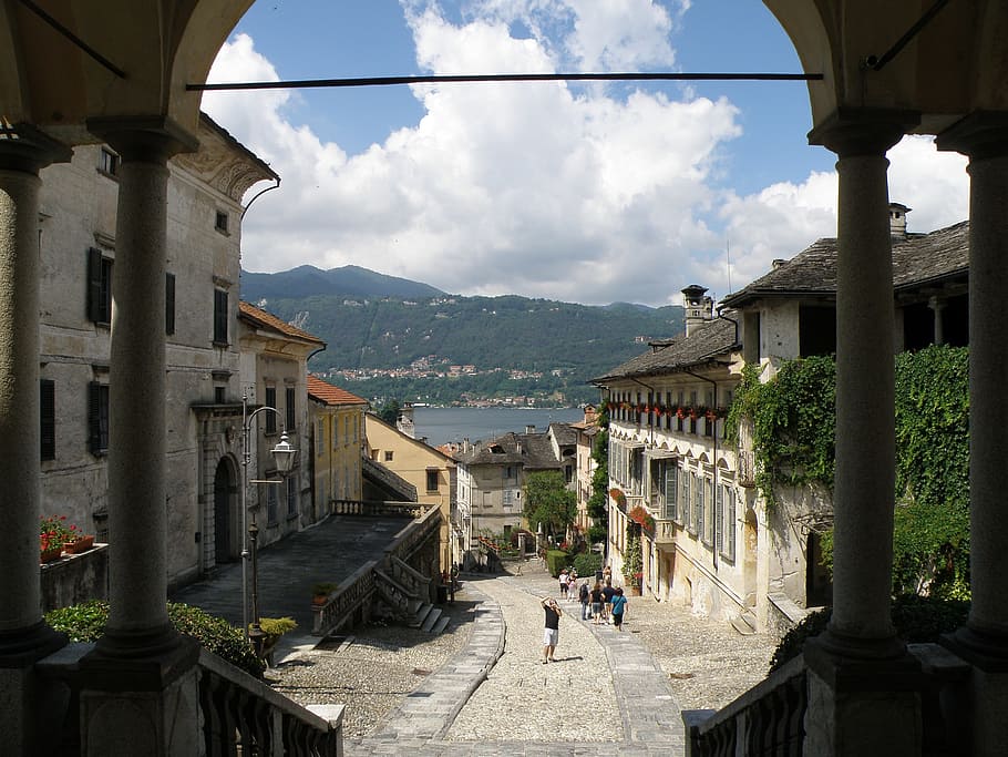 italy, sky, clouds, arch, arched, buildings, urban, architecture HD wallpaper