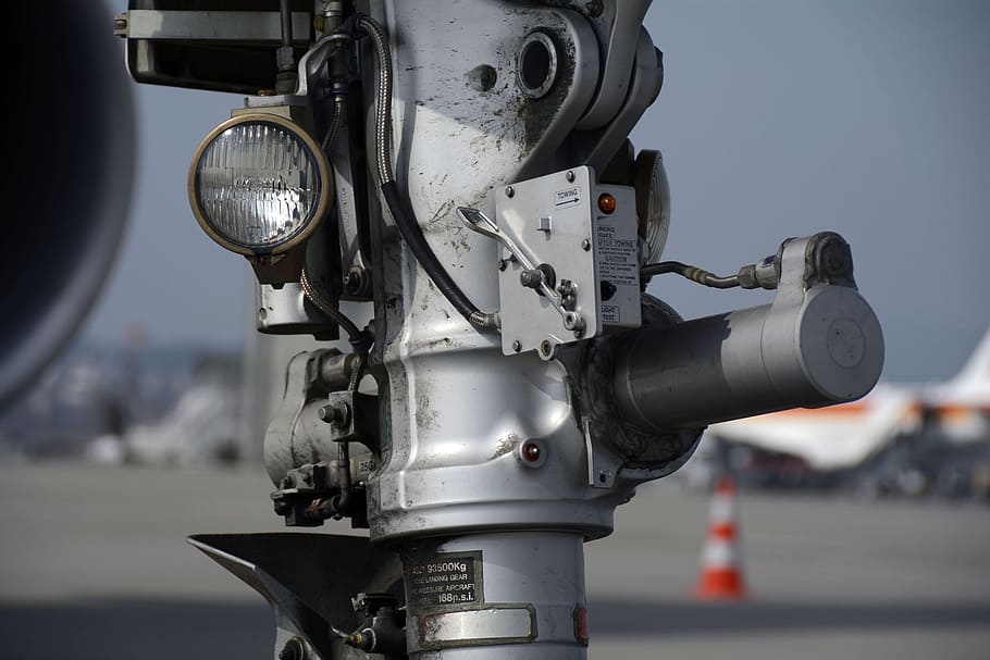 nosewheel, chassis, cable, lamp, taxes, switch, close, transportation HD wallpaper