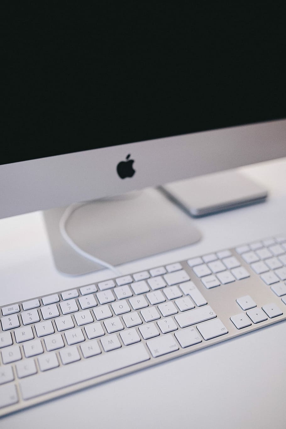 Details of Apple iMac, computers, tech, technolofy, keyboard HD wallpaper