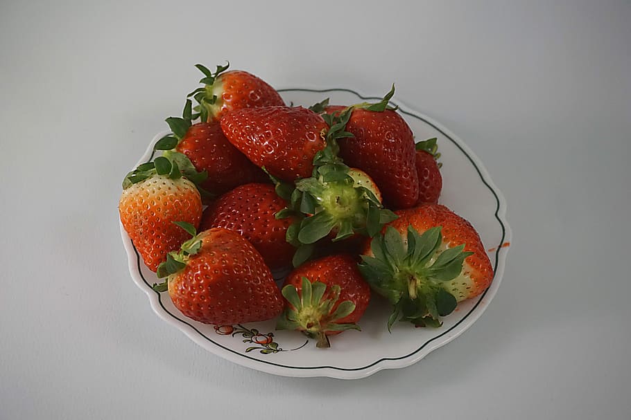 Strawberries, Fruit, Eat, Dessert, red, red fruits, summer HD wallpaper