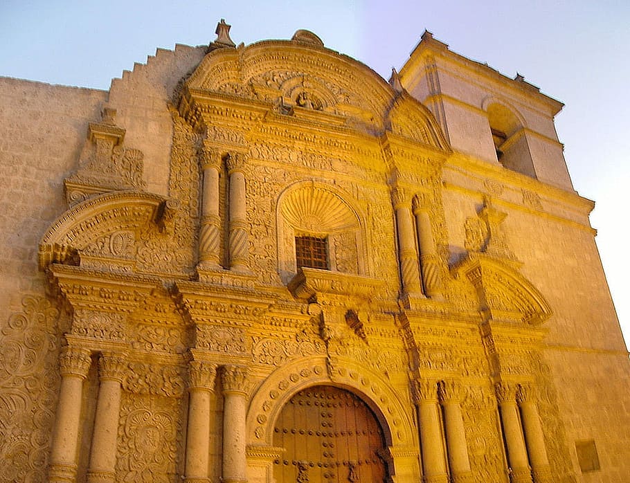 Church of the Jesuits in Arequipa, Peru, architecture, building, HD wallpaper