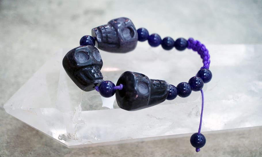 amethyst, skull, bracelet, stone, beads, cord, handmade, semiprecious HD wallpaper