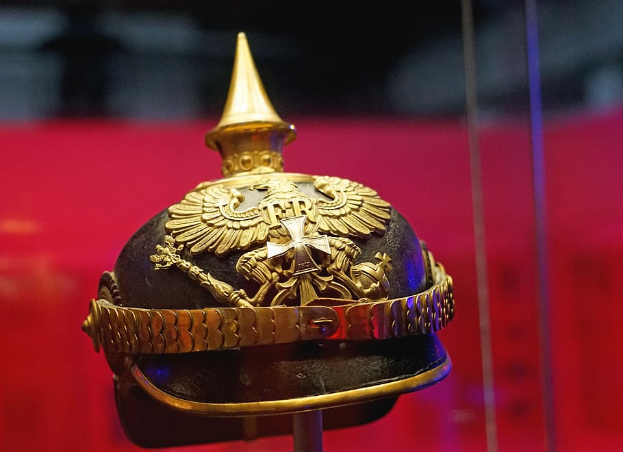 Helm, Armor, Old, Soldiers, museum, gold colored, antique, no people HD wallpaper