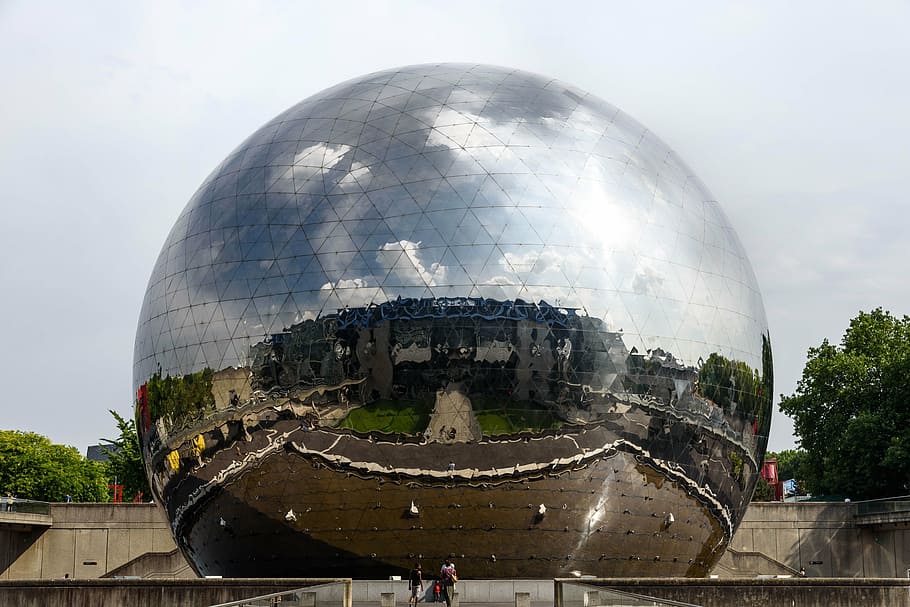 landmark photography, geodesic dome, la géode, mirror-finished