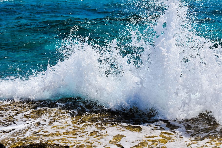 Spray, Foam, Drops, Wave, Smashing, Sea, nature, wind, power HD wallpaper
