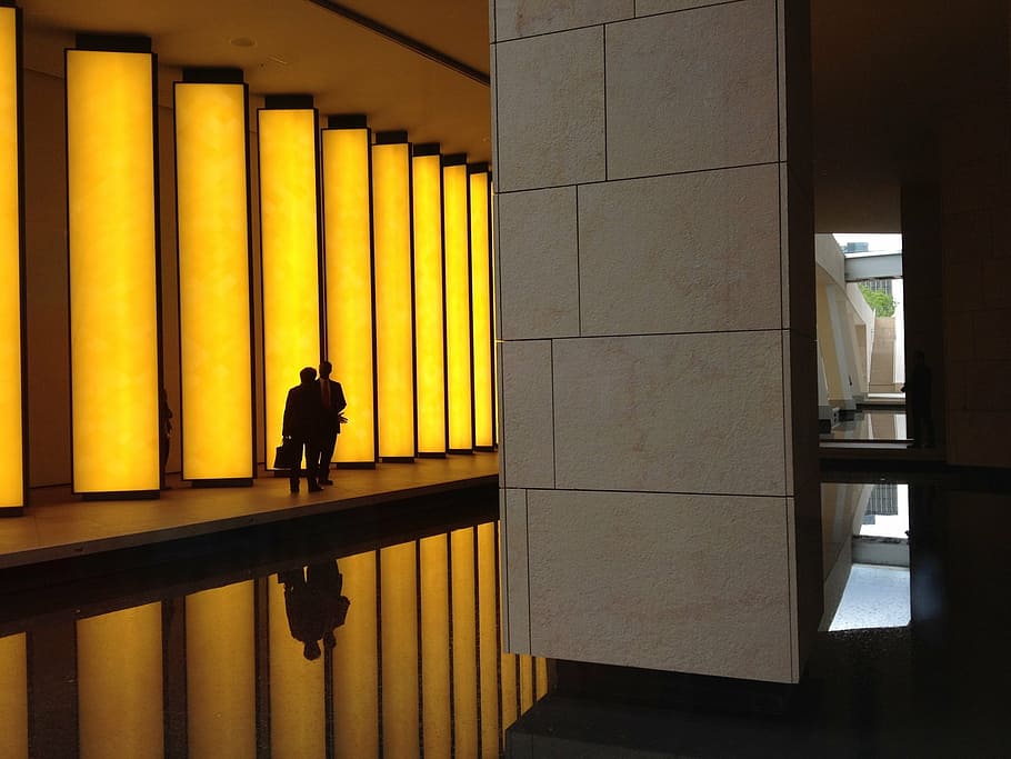 silhouette of two people walking on hallway, office, modernist HD wallpaper