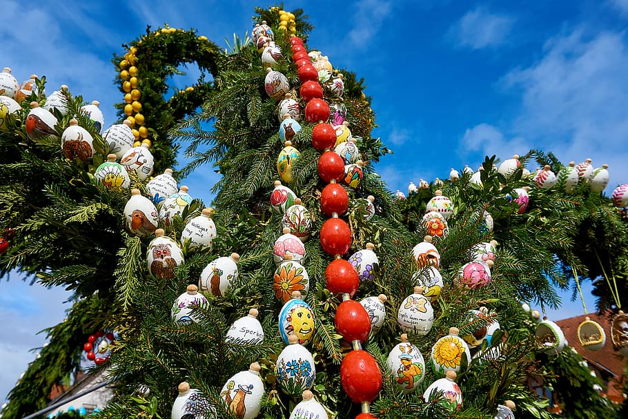 easter well, holy city, easter eggs, custom, fountain jewelry HD wallpaper