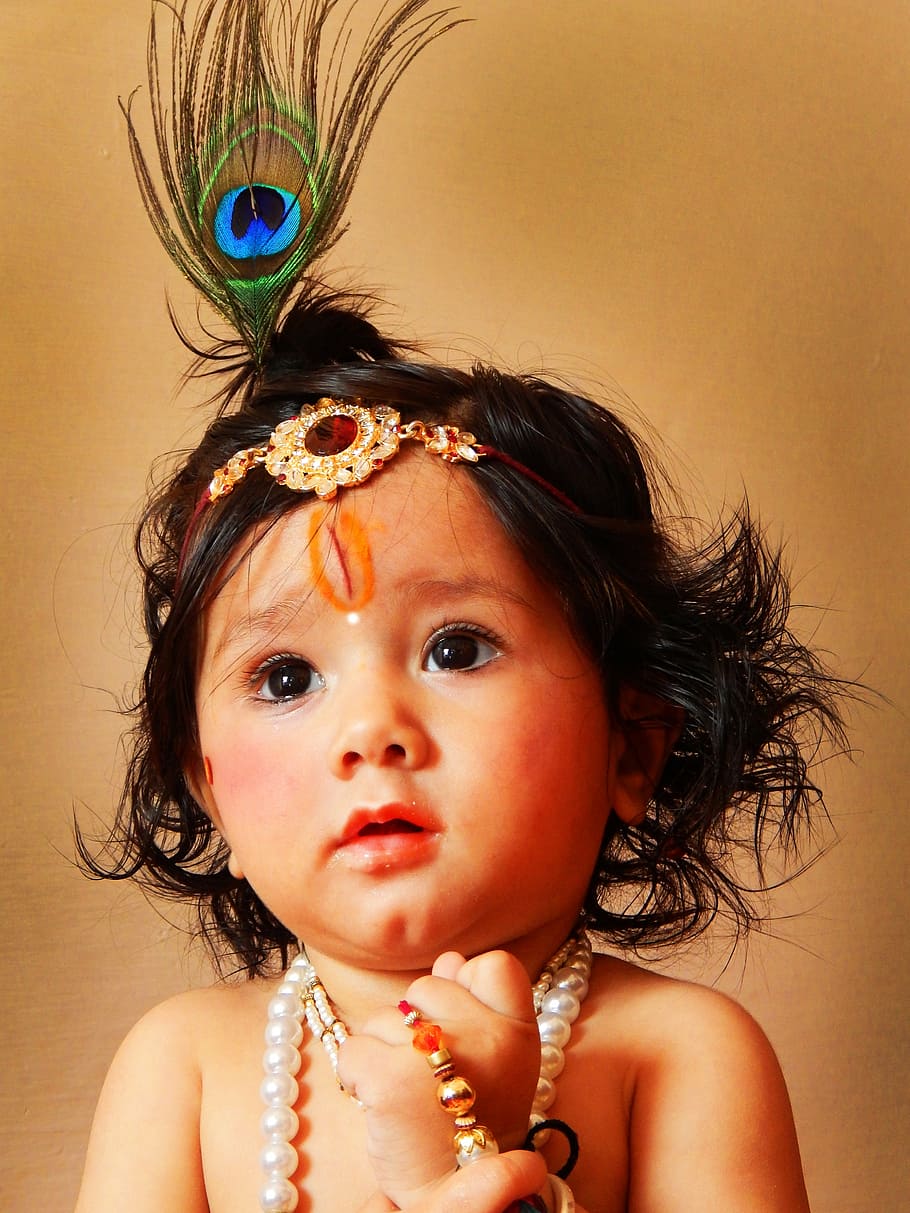 girl wearing necklace, lord, god, kitu, portrait, childhood HD wallpaper