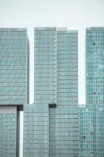 clear glass hi-rise building, landscape photograph of high-rise buildings HD wallpaper