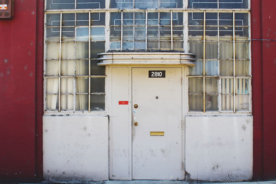 door, building, windows, architecture, vintage, facade, entrance HD wallpaper