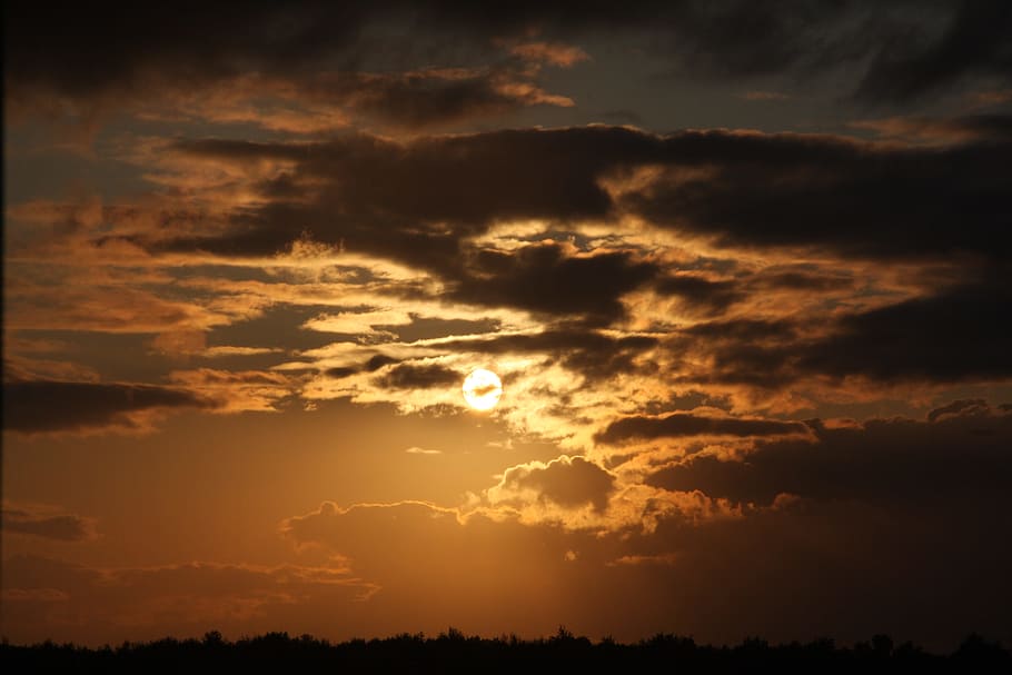 sun, doom, sunset, nature, clouds, light, atmosphere, horizon HD wallpaper