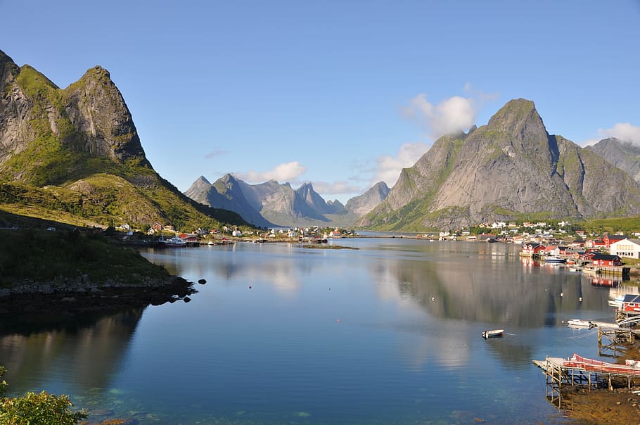 Lofoten, Norway, Scandinavia, Moskenes, landscape, water, mountains, HD wallpaper