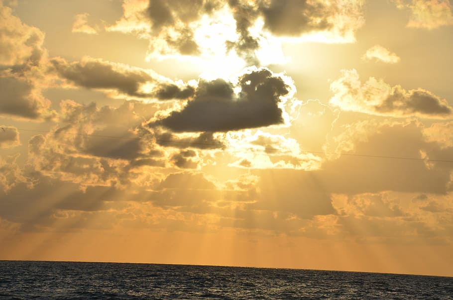 clouds, dawn, dusk, ocean, sea, seascape, sky, sunrise, sunset HD wallpaper