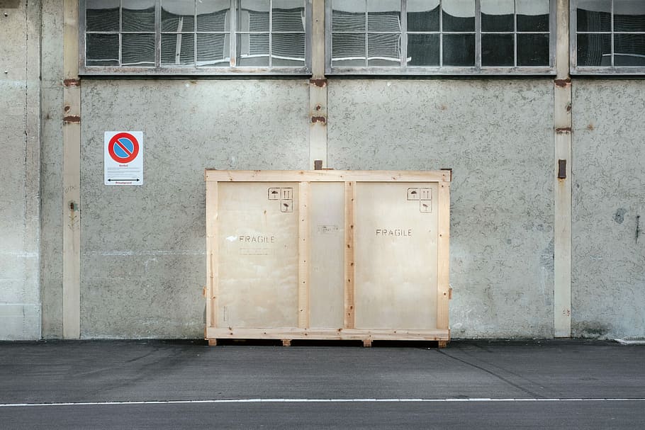 brown wooden crate box, beige wooden storage box near gray concrete wall HD wallpaper