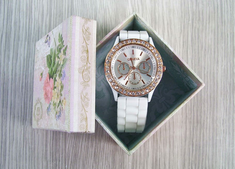 Watch, Time, Box, Ladies, gift, ladies watch, tips, measurement of time, HD wallpaper