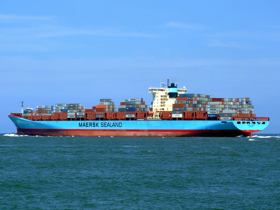 blue and brown cargo ship in ocean during daytime, arnold maersk, HD wallpaper