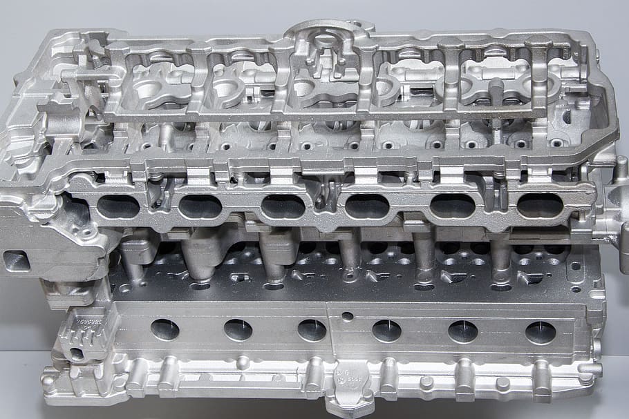 cylinder-head-casting-6-cylinder-bmw.jpg