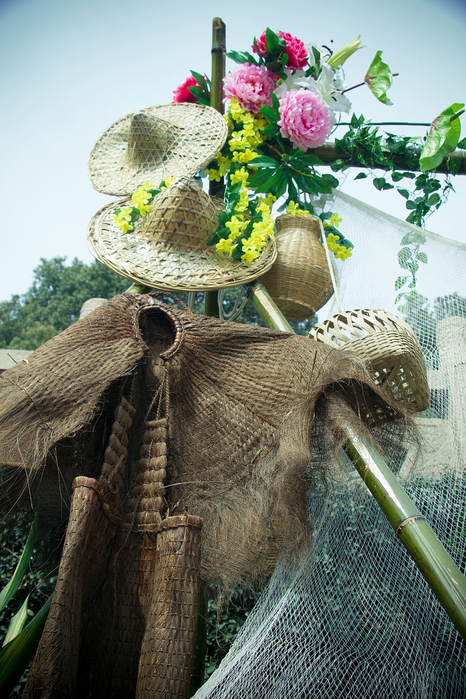 spring, flower, straw rain cape, plant, flowering plant, no people HD wallpaper