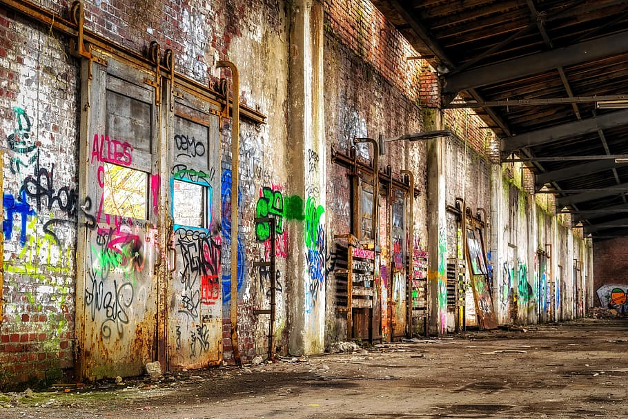 brown concrete wall with graffiti paints, printed, in house, lost places, HD wallpaper
