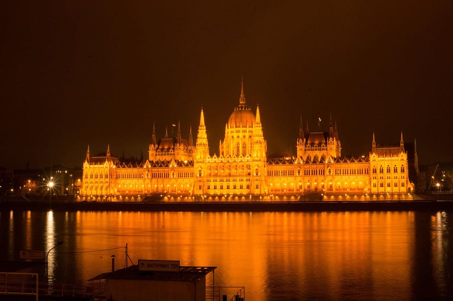 budapest, castle, water, mirroring, abendstimmung, illuminated HD wallpaper