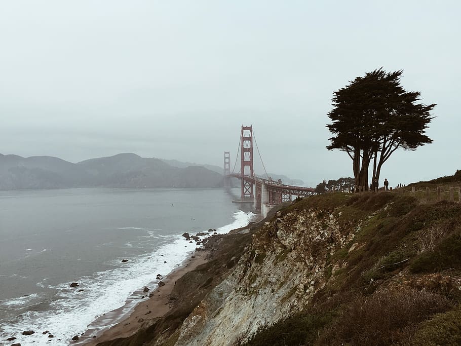 bridge near body of water and near mountain, Golden Gate Bridge HD wallpaper
