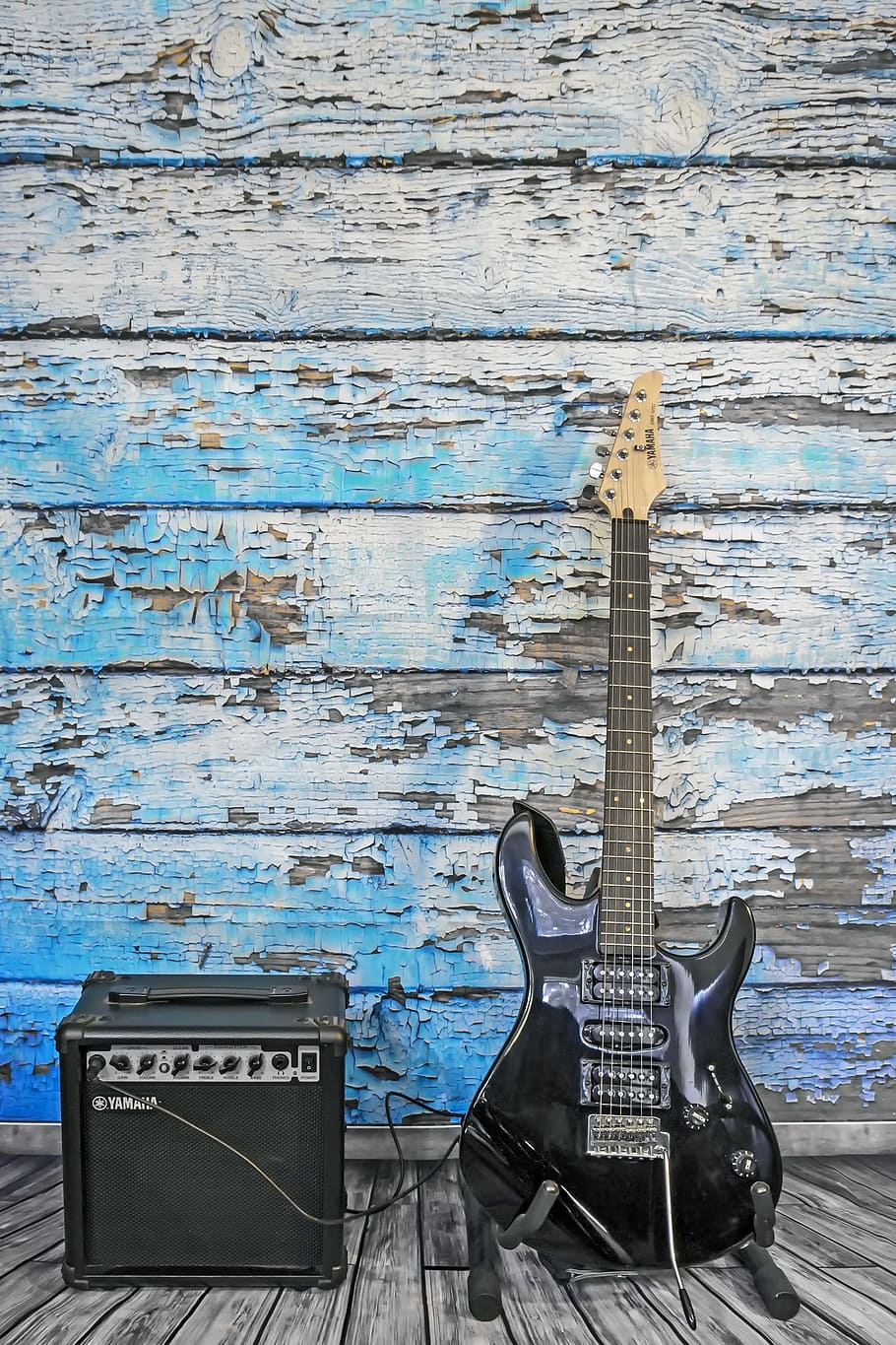 black electric guitar beside guitar amplifier, strings, pickup HD wallpaper