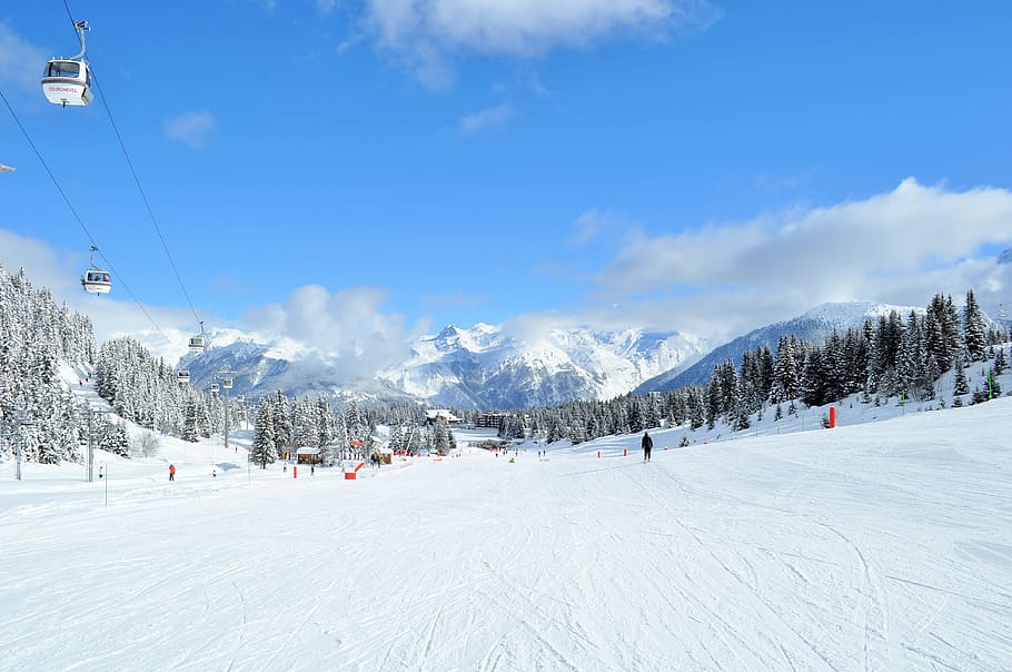 ski, winter sports, skier, cold, snow, white, hobbies, courchevel, HD wallpaper