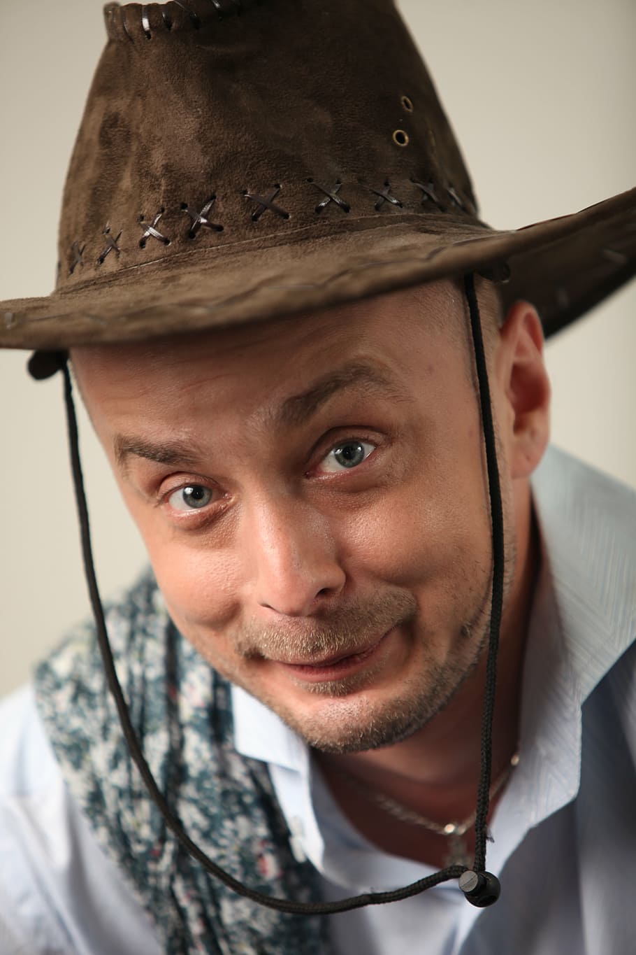 hat, cowboy, fun, man, portrait, headshot, one person, looking at camera HD wallpaper
