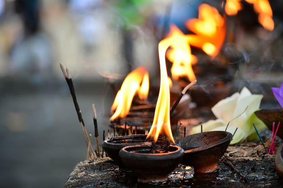 lamp, light, temple, burning, fire, flame, heat - temperature HD wallpaper