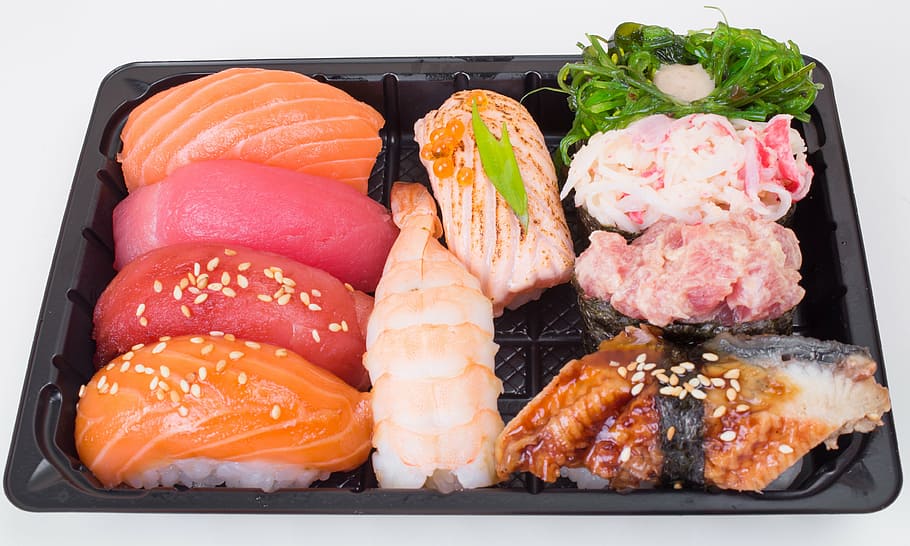 meat dish in black plate, gunpowder, sushi, salmon, tuna, acne, HD wallpaper