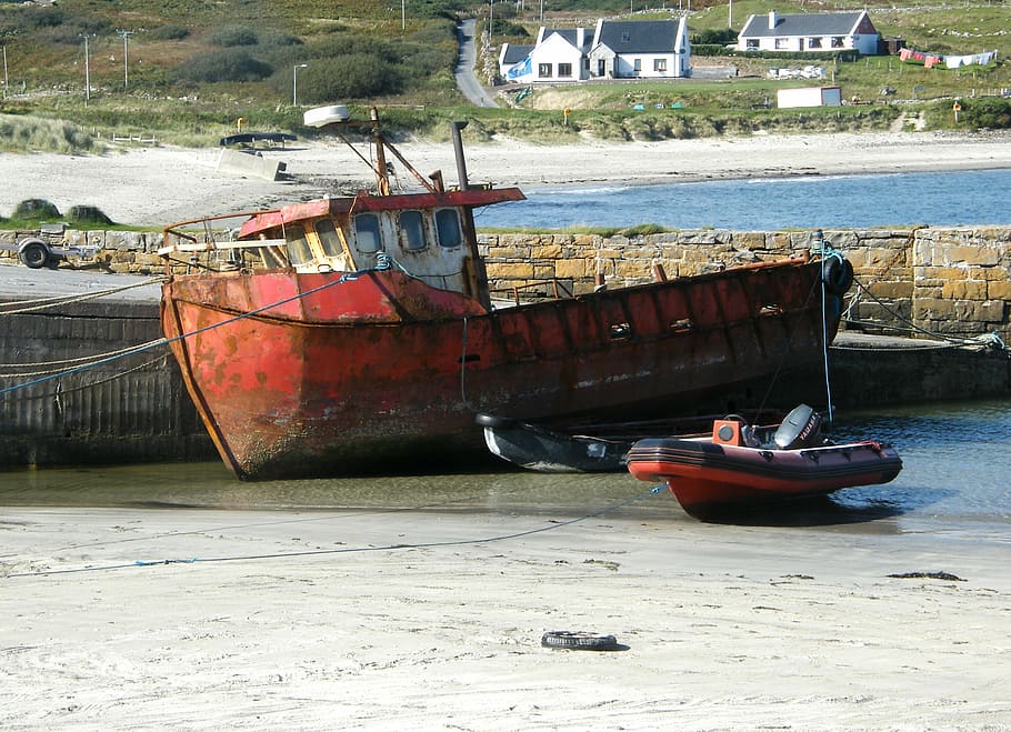 boat, rusty, old, low tide, ireland, marine, nautical, vessel HD wallpaper