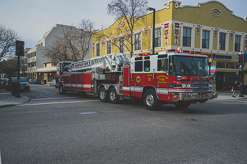 red, fire truck, emergency, intersection, street, road, city HD wallpaper