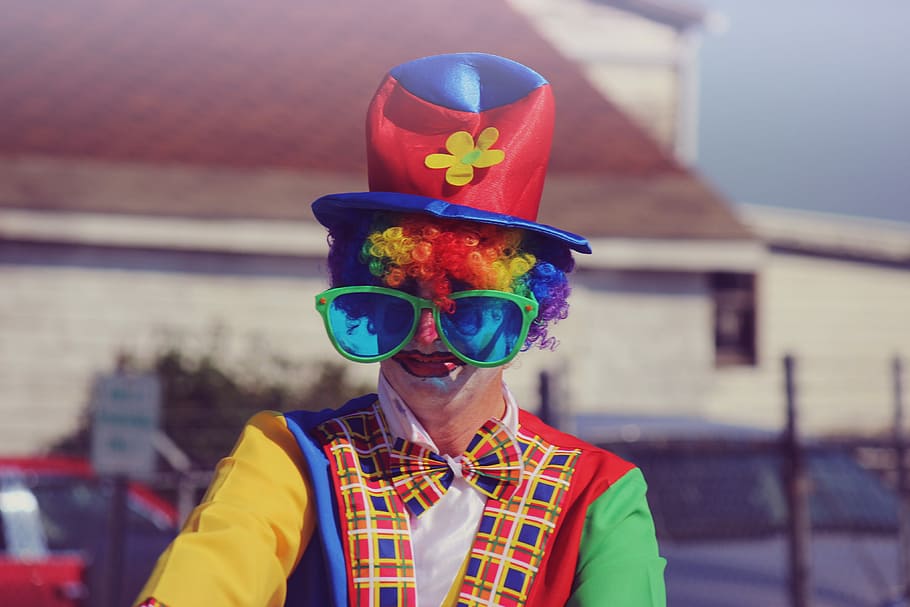 shallow focus photography of human wearing clowns costume, male clown, HD wallpaper