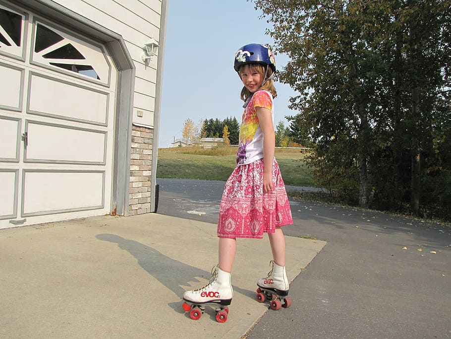 Roller Skating, Outdoor Activity, skate, lifestyle, sport, active HD wallpaper