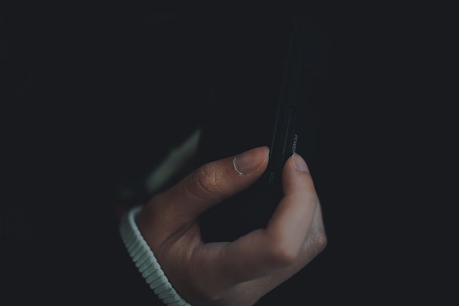 person holding point-and-shoot camera, black, equipment, photography HD wallpaper