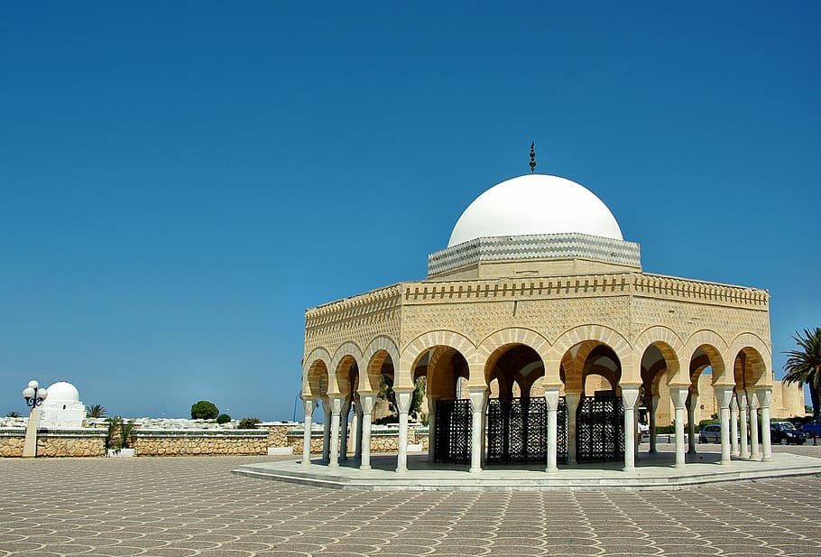 Tunisia, Monastir, Kiosk, Esplanade, arcades, holiday, mausoleum