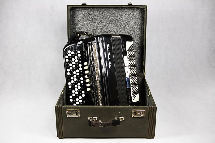 harmonica, case, instrument, old, folk, traditional, country music HD wallpaper