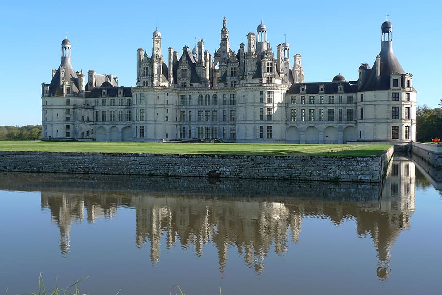 1284x2778px | free download | HD wallpaper: chambord, castle, france ...