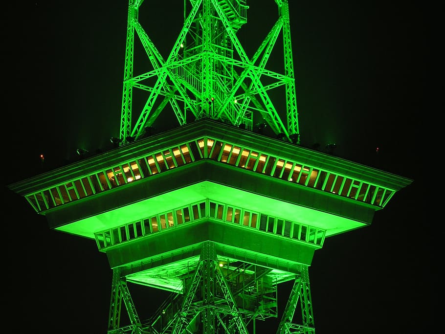 radio tower, berlin, night, green, illuminated, lighting, neon green HD wallpaper