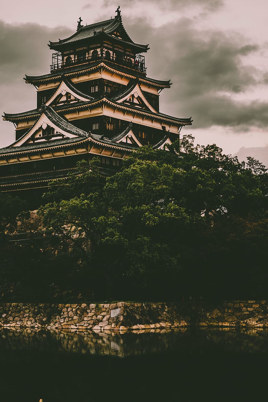 black and brown shrine under cloudy sky, architecture, building HD wallpaper